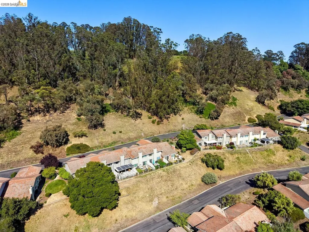 57 Thousand Oaks Street Oakland CA 94605