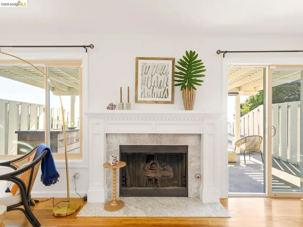 57 Thousand Oaks Street Oakland CA 94605