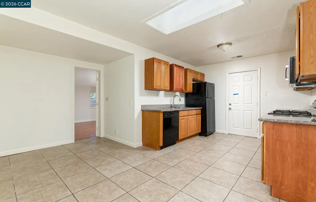 232 Madison Avenue Bay Point CA 94565
