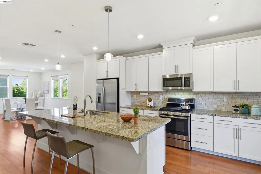 3062 Threecastles Way Dublin CA 94568