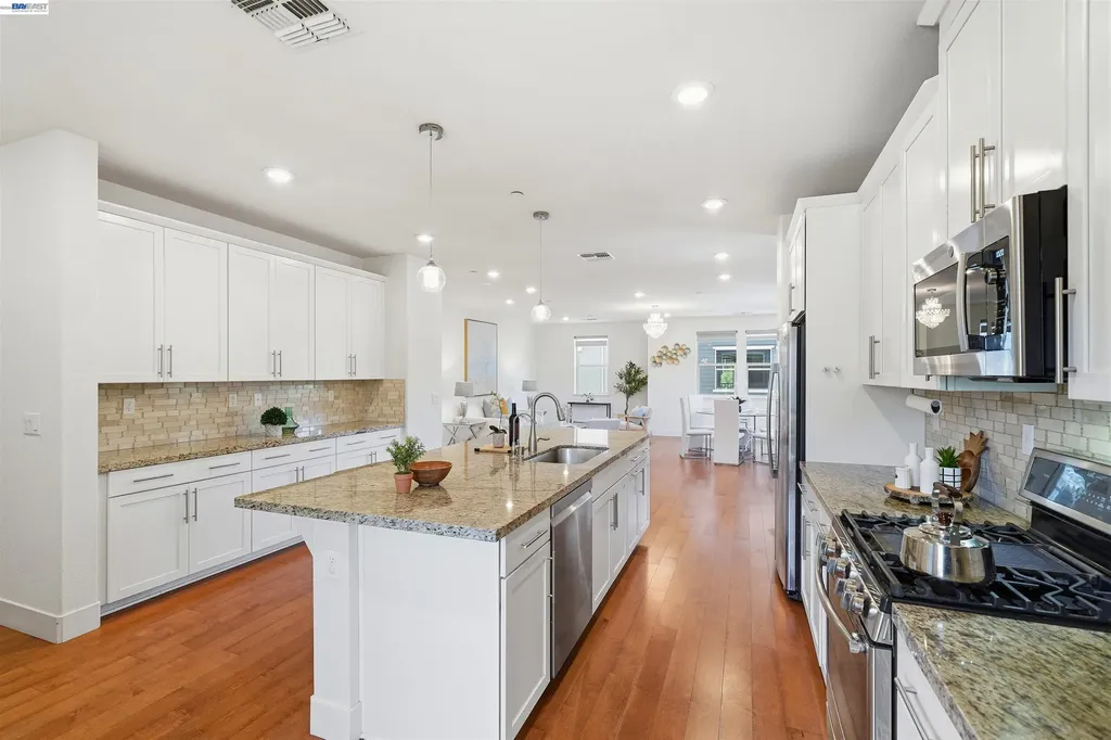 3062 Threecastles Way Dublin CA 94568