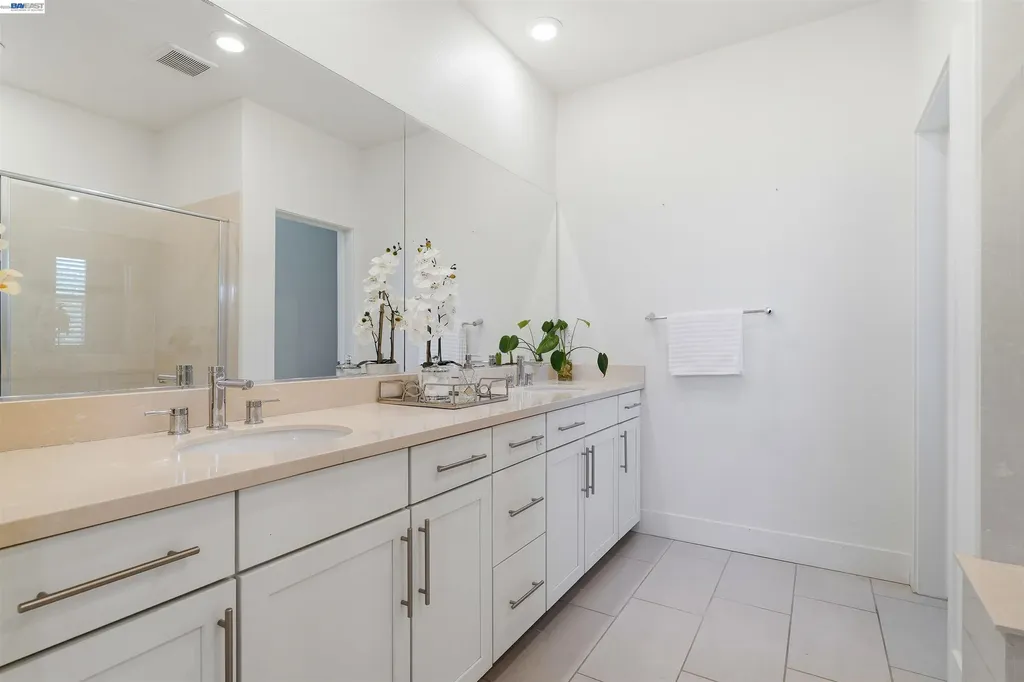 3062 Threecastles Way Dublin CA 94568