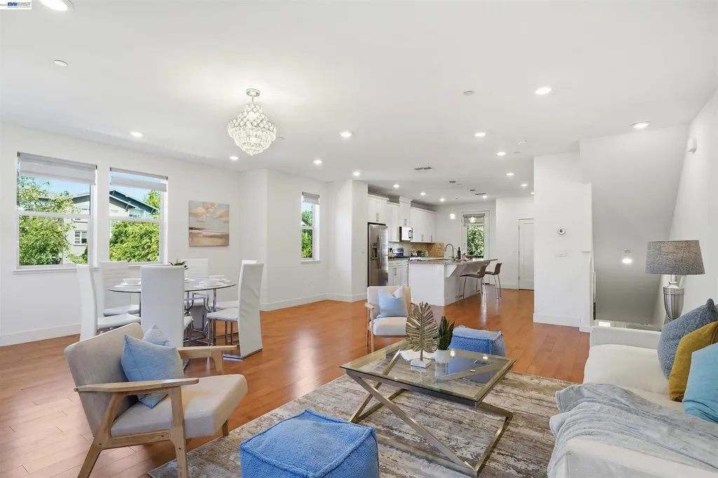 3062 Threecastles Way Dublin CA 94568