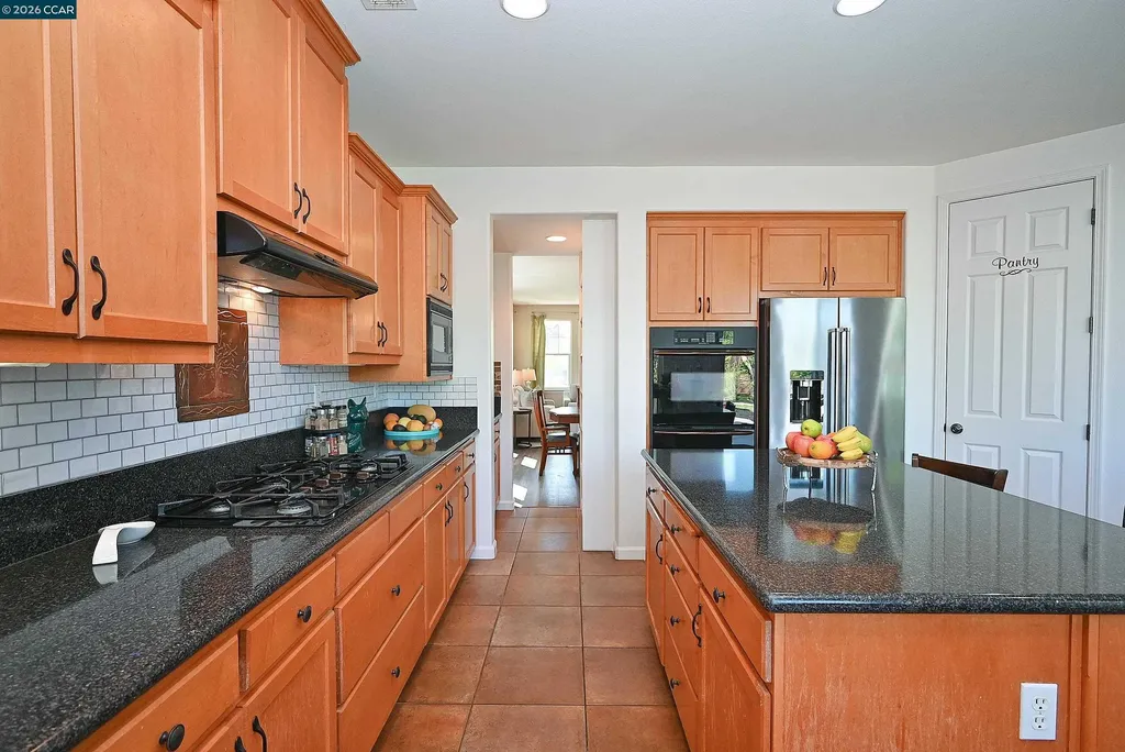 463 Samuel Court Benicia CA 94510
