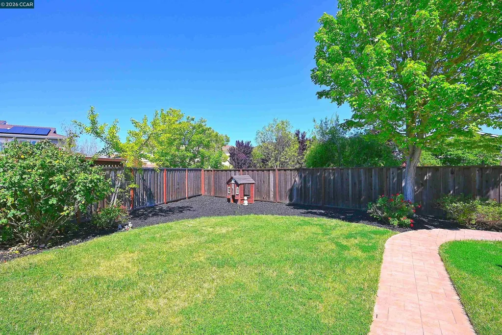463 Samuel Court Benicia CA 94510