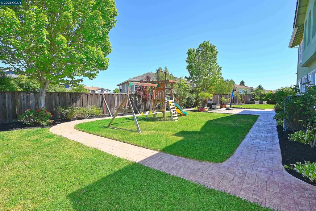 463 Samuel Court Benicia CA 94510