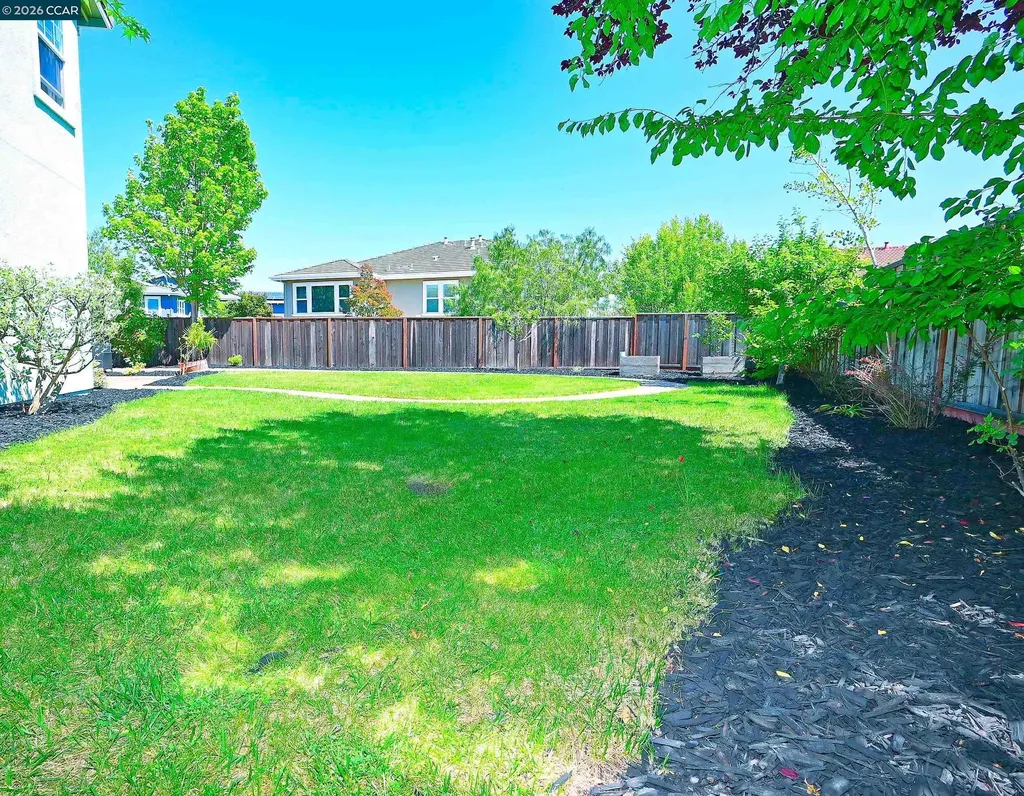 463 Samuel Court Benicia CA 94510