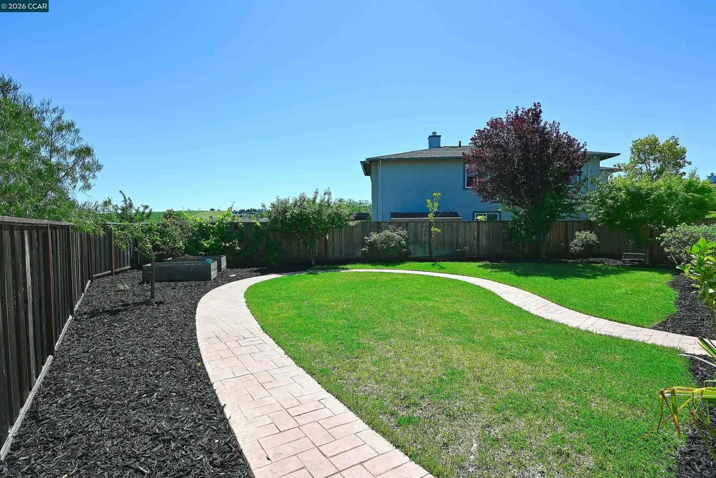 463 Samuel Court Benicia CA 94510