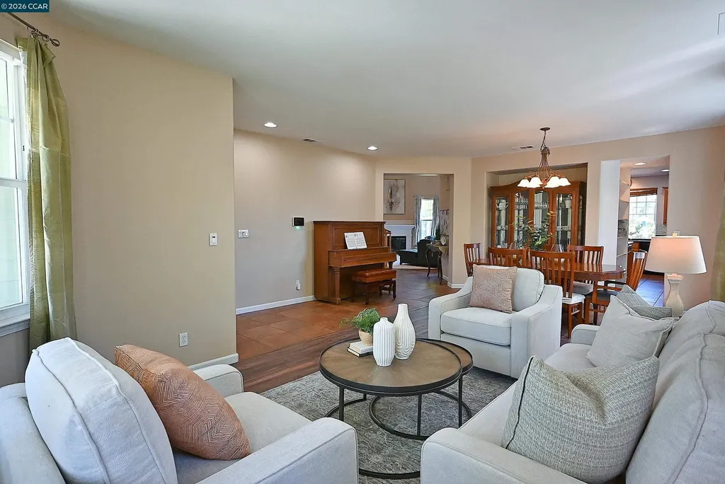 463 Samuel Court Benicia CA 94510