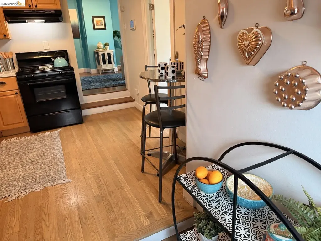 679 28th Street Oakland CA 94608