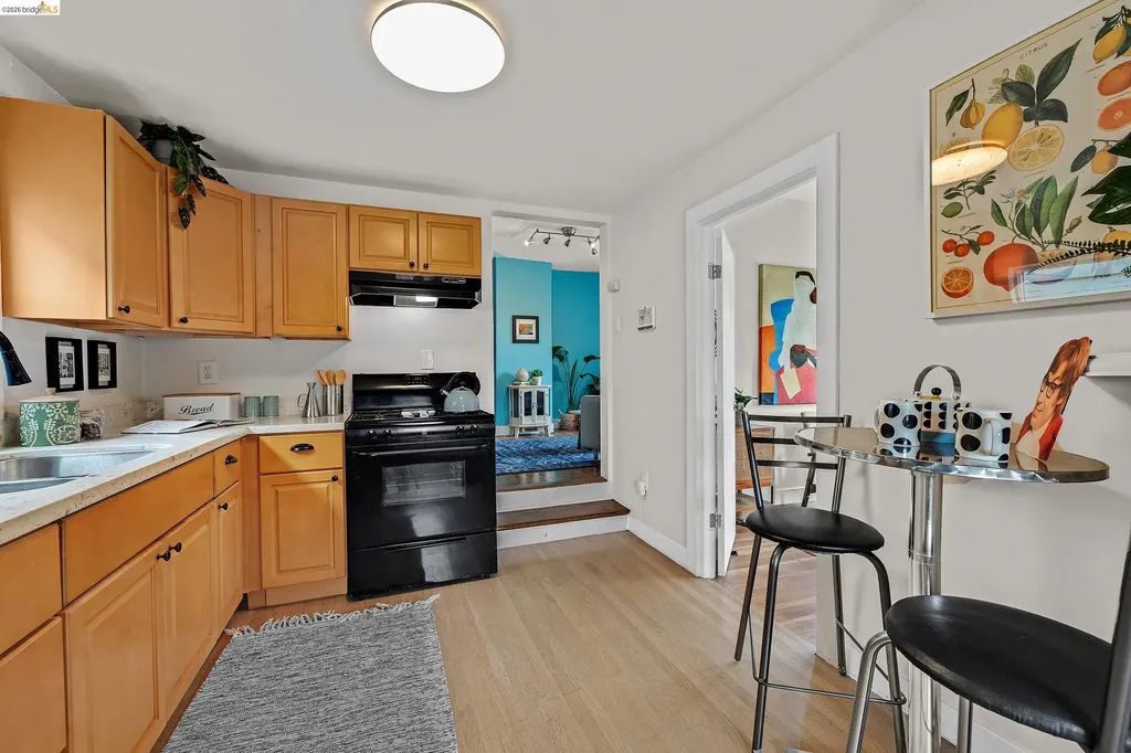 679 28th Street Oakland CA 94608