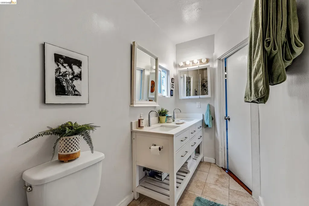 679 28th Street Oakland CA 94608