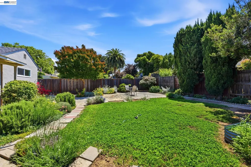 363 Lafayette Avenue Hayward CA 94544