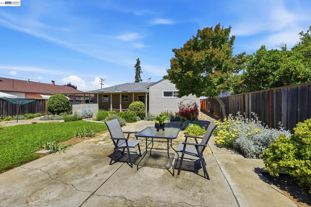 363 Lafayette Avenue Hayward CA 94544