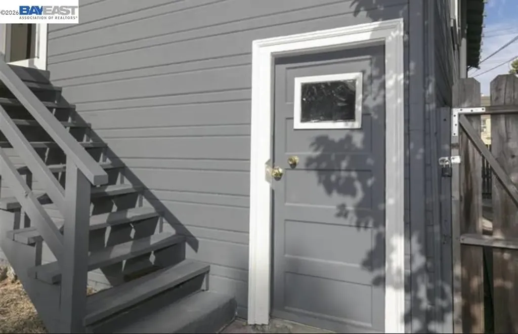5723 Shattuck Avenue Oakland CA 94609