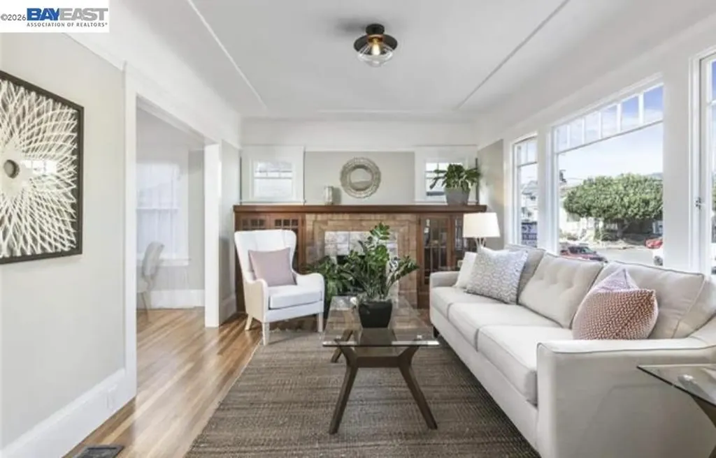 5723 Shattuck Avenue Oakland CA 94609