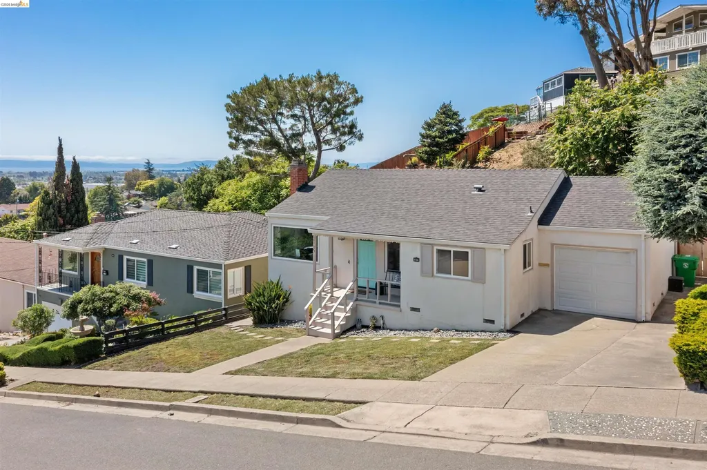 2165 Strang Avenue Castro Valley CA 94578