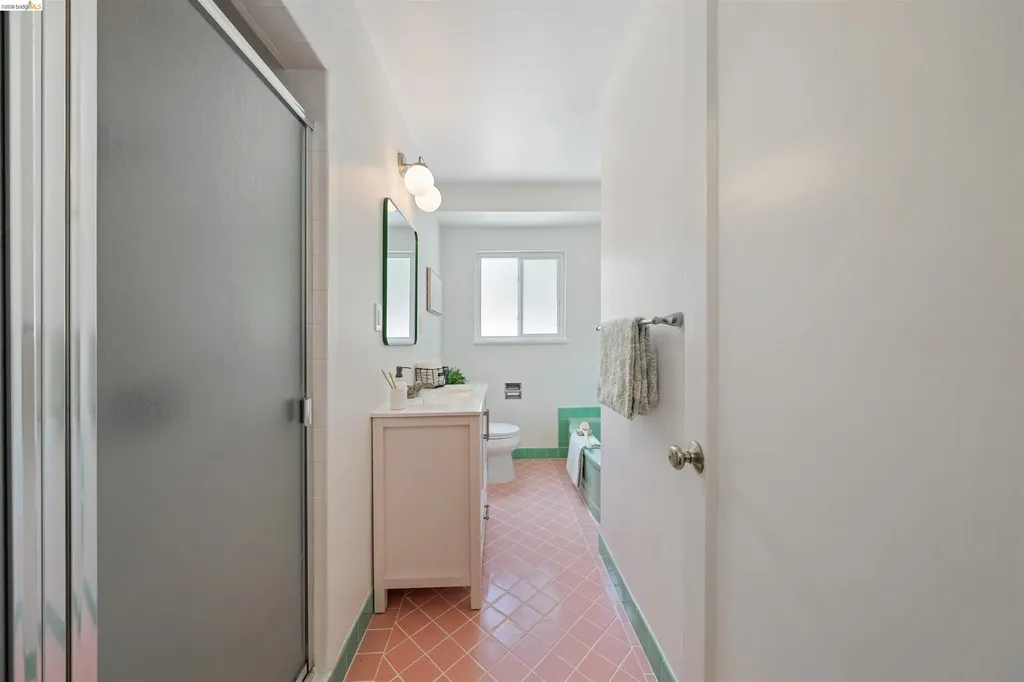 2165 Strang Avenue Castro Valley CA 94578