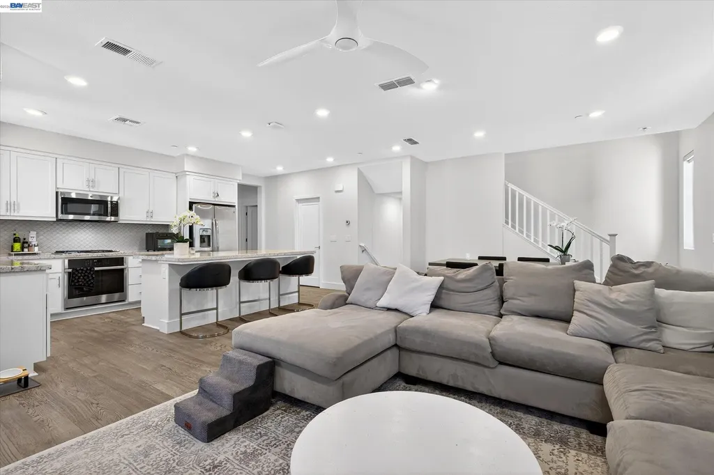 5810 Midnight Place Dublin CA 94568
