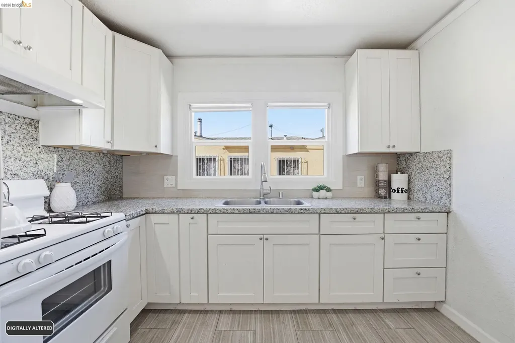2006 14th Avenue Oakland CA 94606