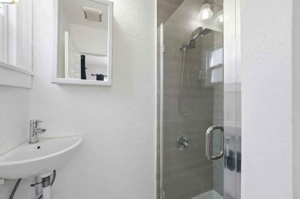 2006 14th Avenue Oakland CA 94606