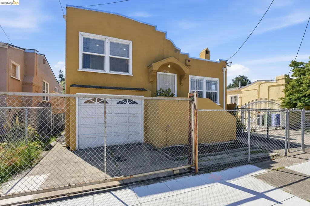 2006 14th Avenue Oakland CA 94606