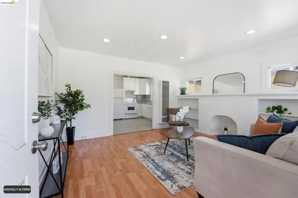 2006 14th Avenue Oakland CA 94606