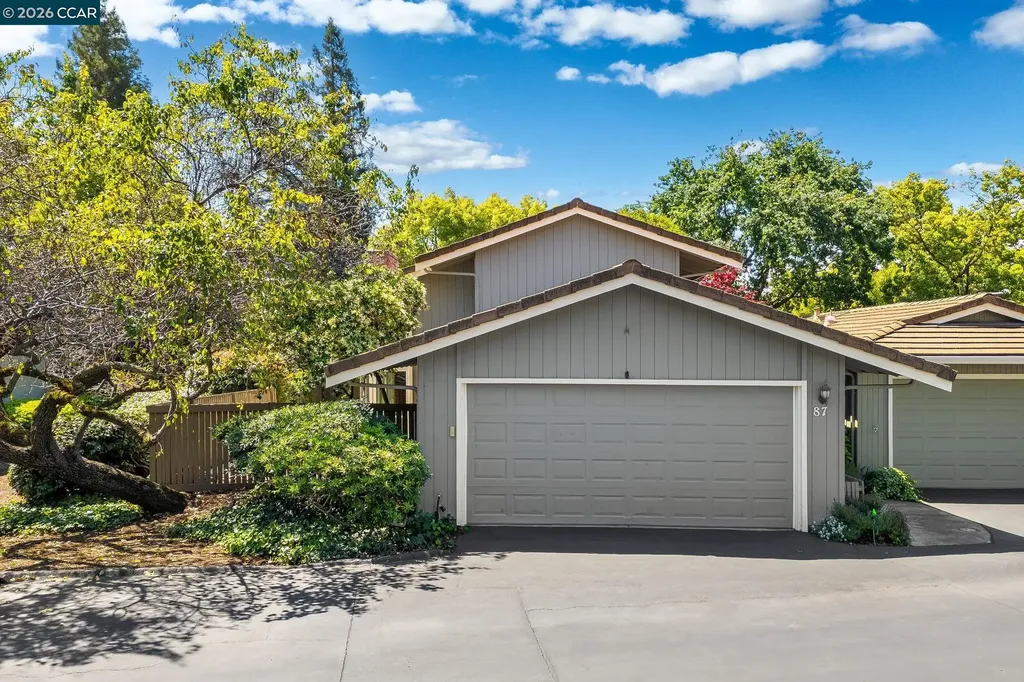 87 Rolling Green Circle Pleasant Hill CA 94523