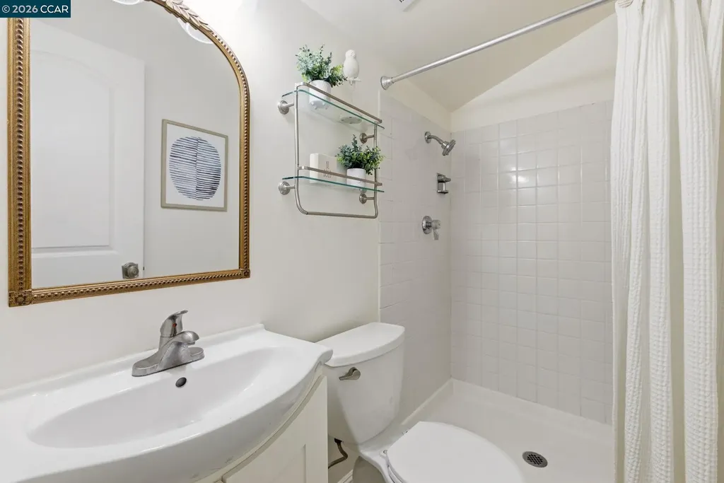 87 Rolling Green Circle Pleasant Hill CA 94523