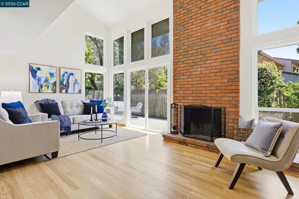 87 Rolling Green Circle Pleasant Hill CA 94523
