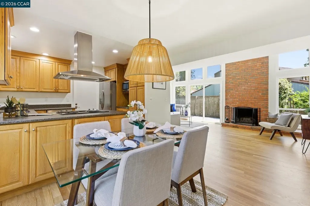 87 Rolling Green Circle Pleasant Hill CA 94523