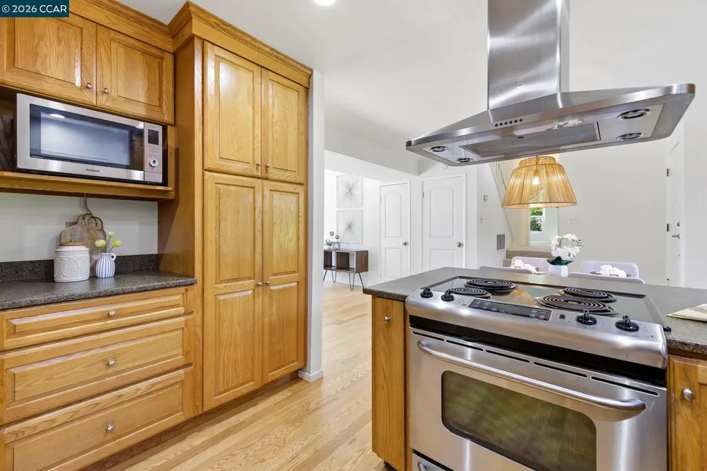 87 Rolling Green Circle Pleasant Hill CA 94523