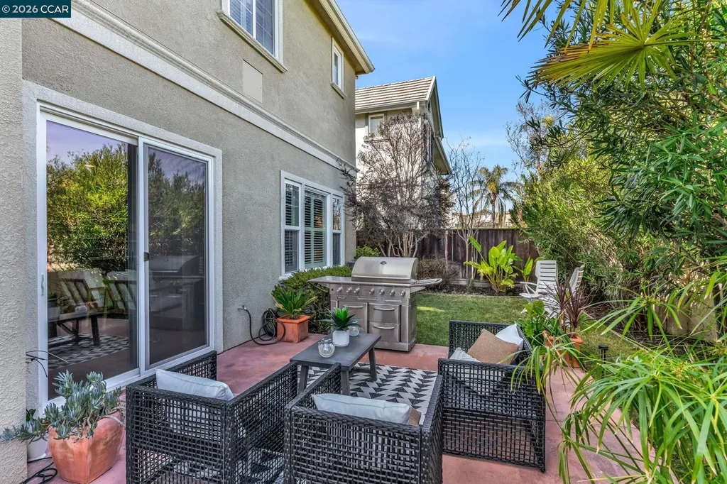 4999 Piper Glen Terrace Dublin CA 94568
