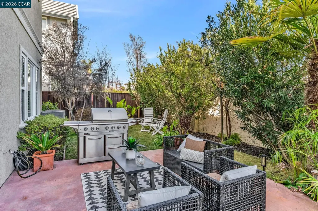 4999 Piper Glen Terrace Dublin CA 94568