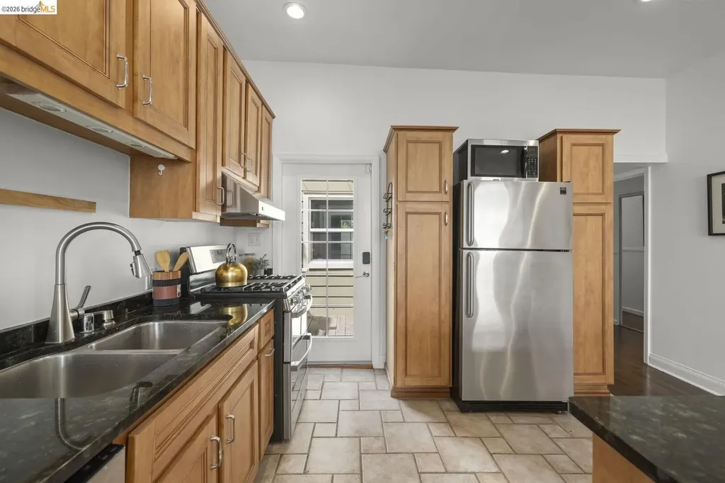 1082 Church Street San Francisco CA 94114