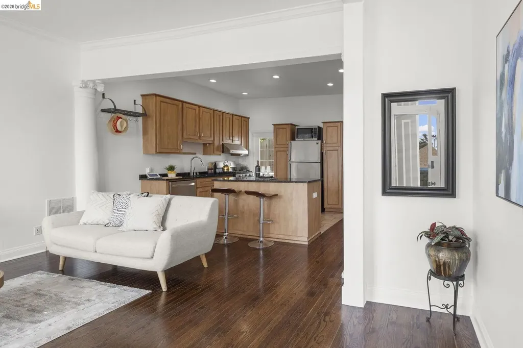 1082 Church Street San Francisco CA 94114