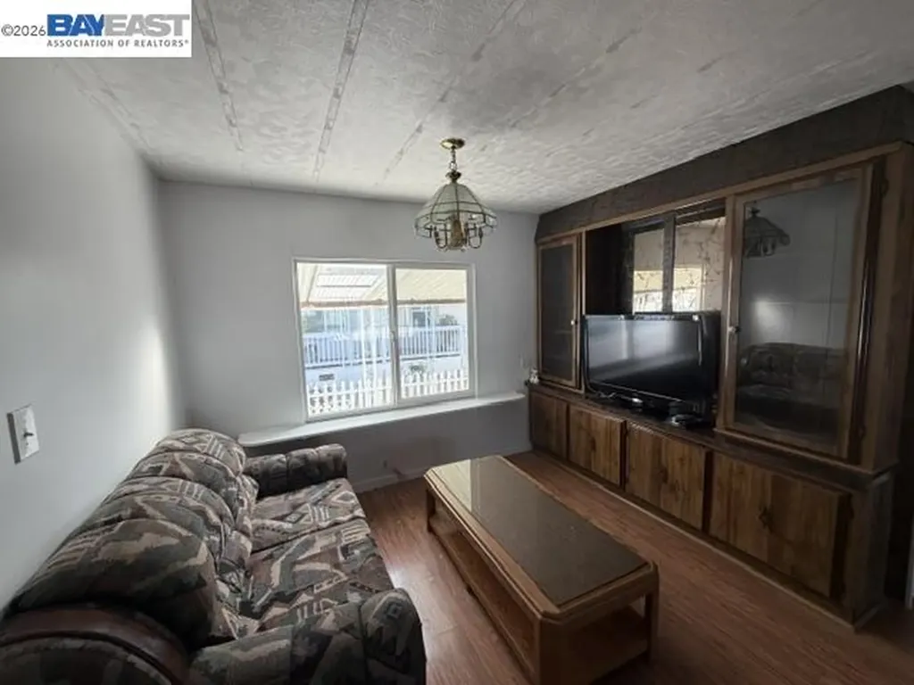 543 Cumana Circlle Union City CA 94587
