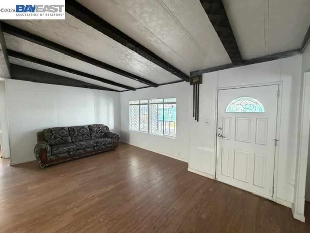 543 Cumana Circlle Union City CA 94587
