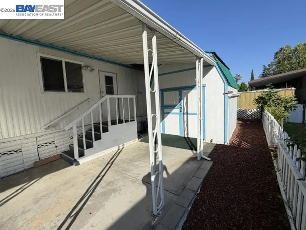 543 Cumana Circlle Union City CA 94587