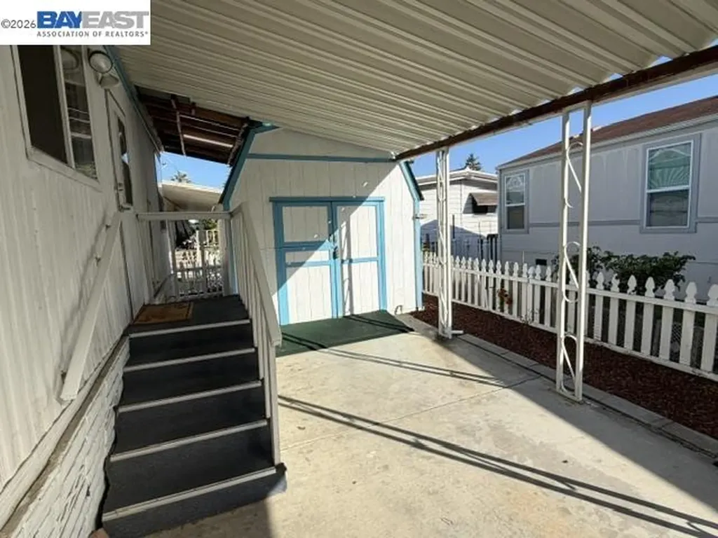 543 Cumana Circlle Union City CA 94587