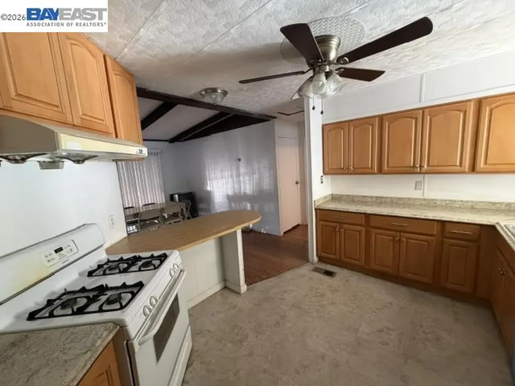 543 Cumana Circlle Union City CA 94587