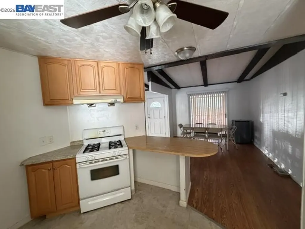543 Cumana Circlle Union City CA 94587