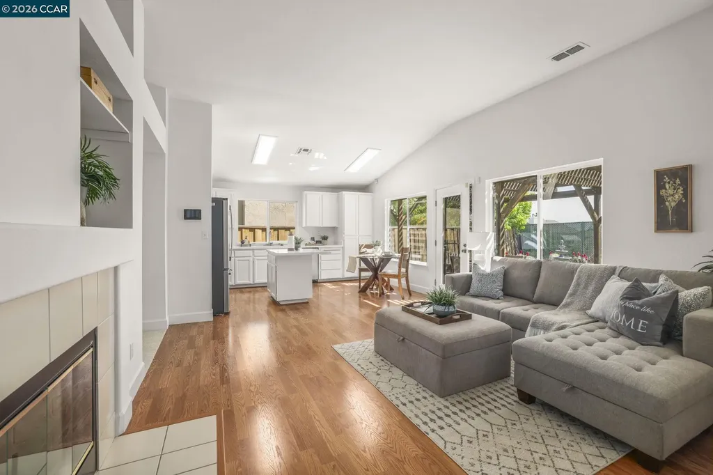 5009 Hillridge Way Antioch CA 94531