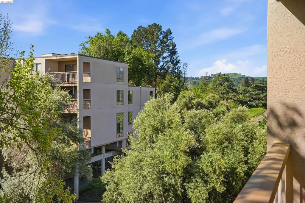 490 Civic Drive Walnut Creek CA 94596