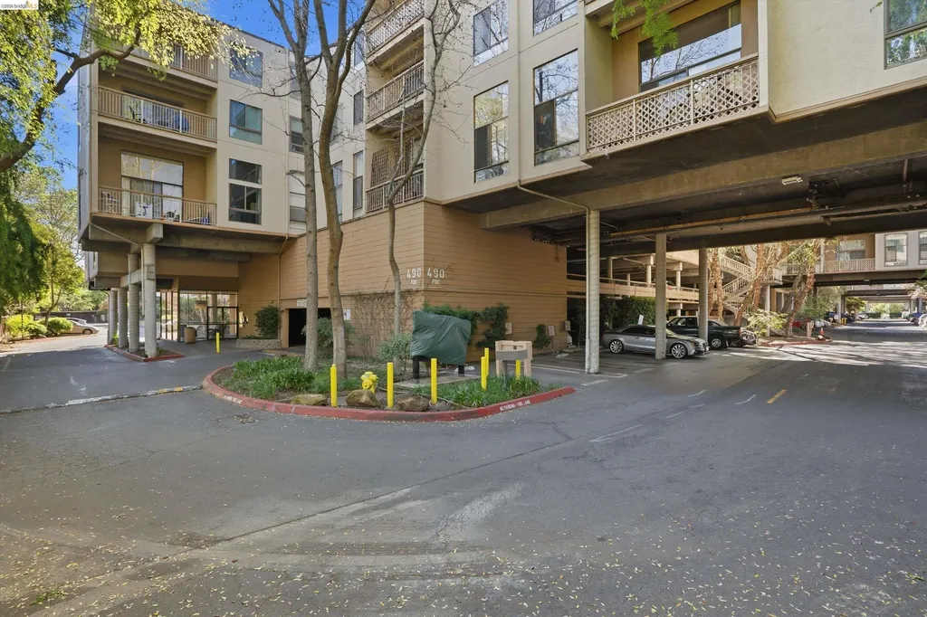 490 Civic Drive Walnut Creek CA 94596