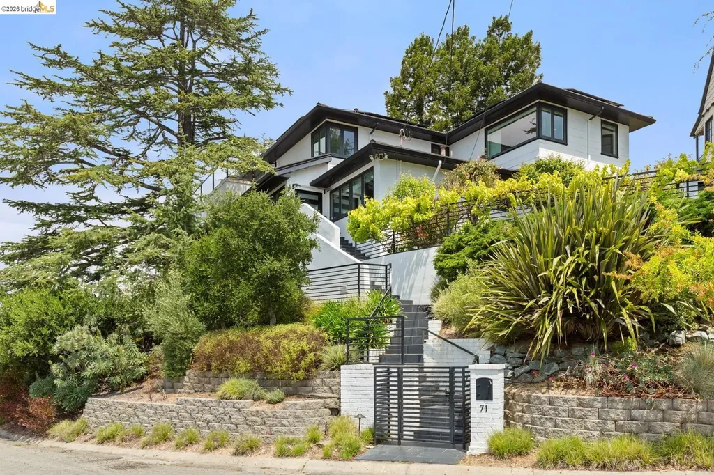 71 Sonia Street Oakland CA 94618