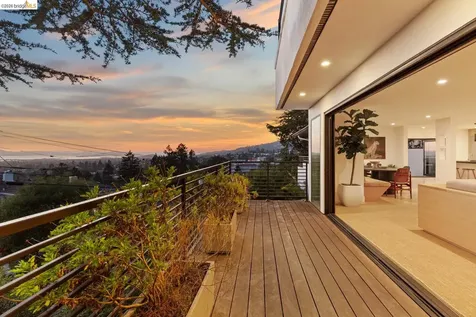 71 Sonia Street Oakland CA 94618