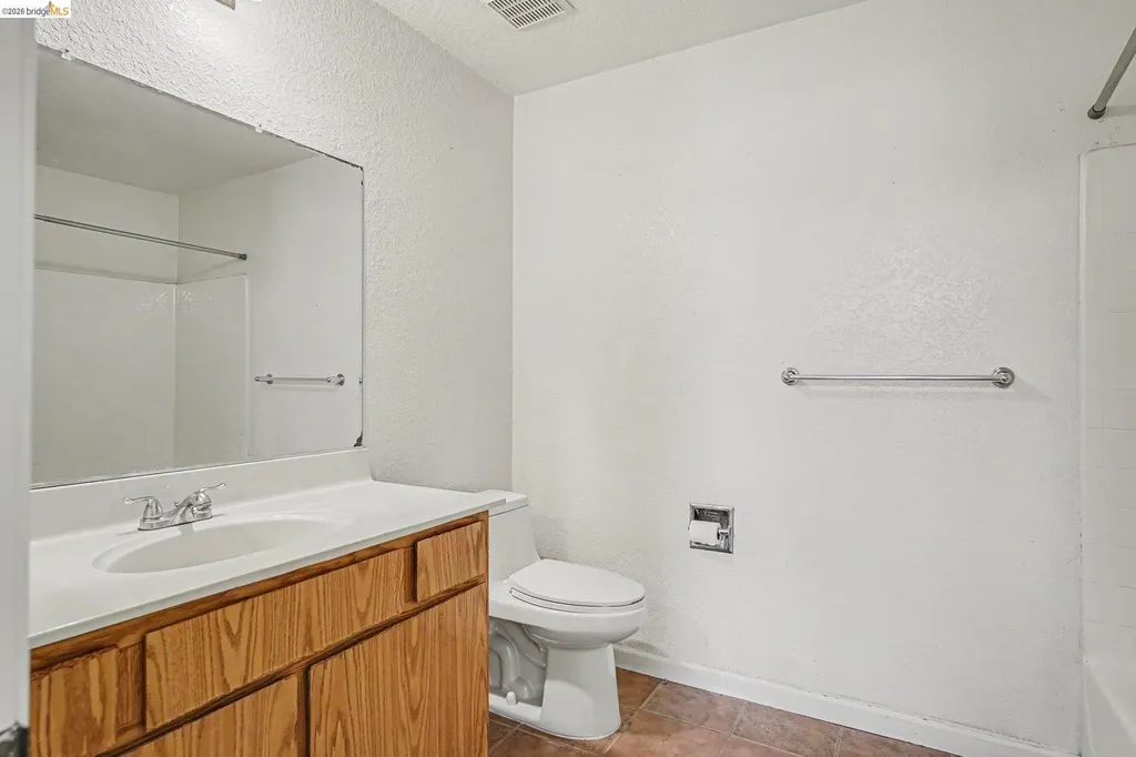 6 Lancaster Circle Bay Point CA 94565