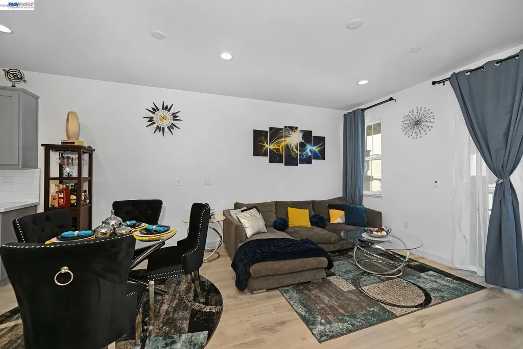 296 Laurel Knoll Drive Martinez CA 94553