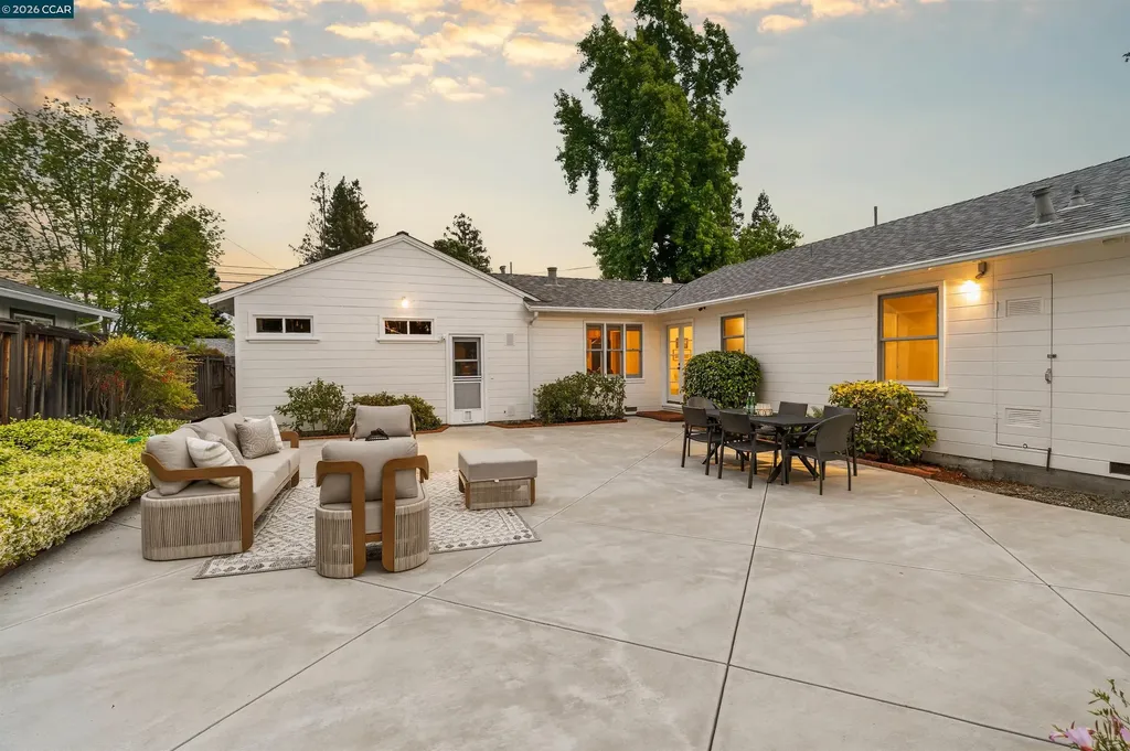 2830 Kinney Drive Lafayette CA 94595